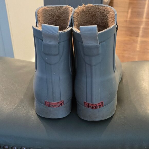 Women's Fur-Lined Gray Rainboots - Picture 2 of 4